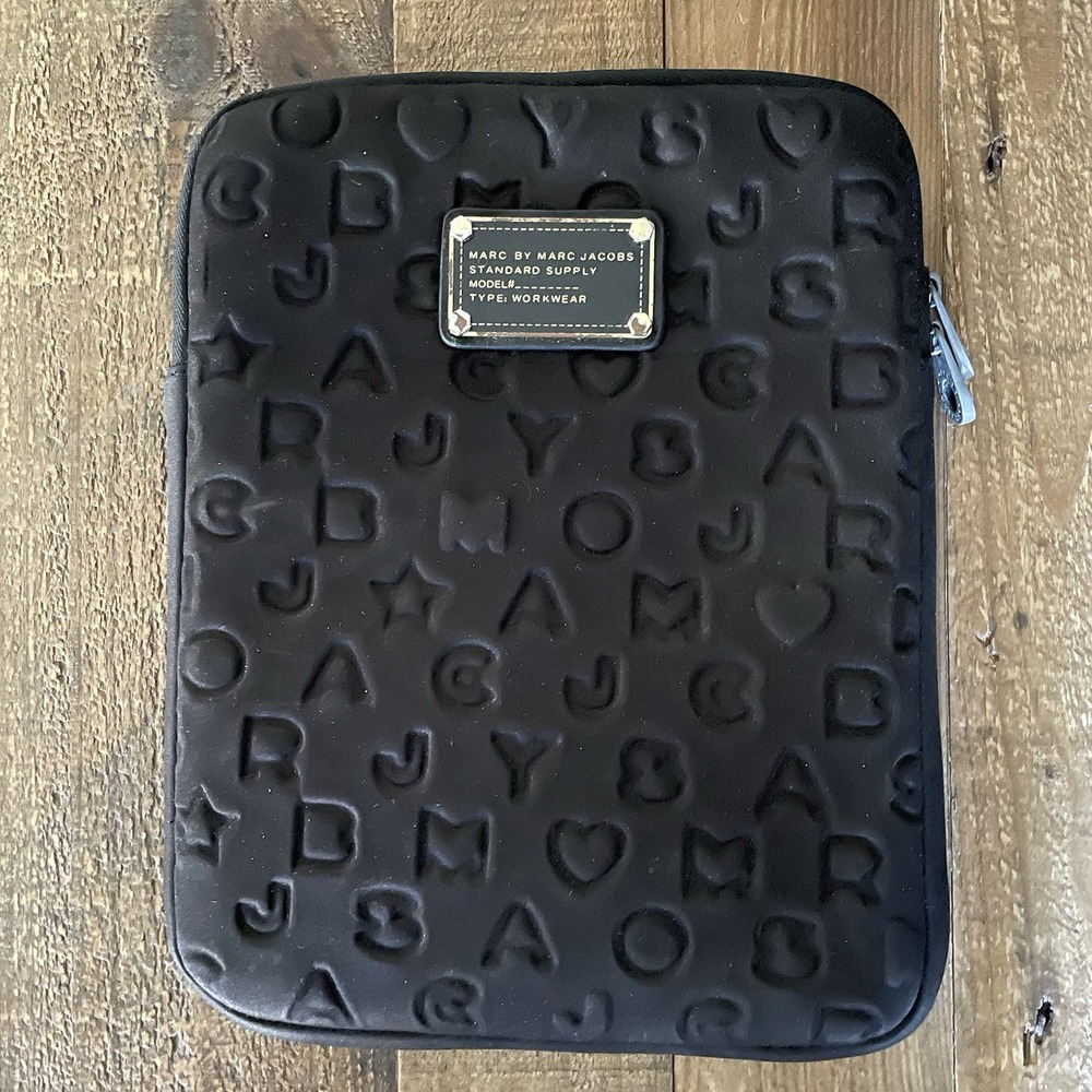 MARC by MARC JACOBS Dreamy Logo Neoprene Tablet iPad Case Black 10.5" x 8.25"